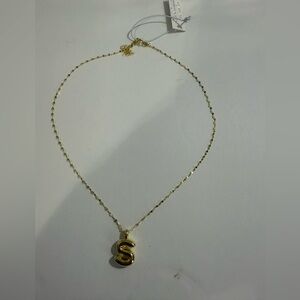 Elegant Gold 'S' Pendant Necklace
